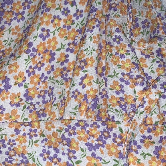 BRAND NEW WITH TAGS - Picture 2 of 3